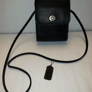 Coach VINTAGE Swingpack Scooter Bag | Black Leather